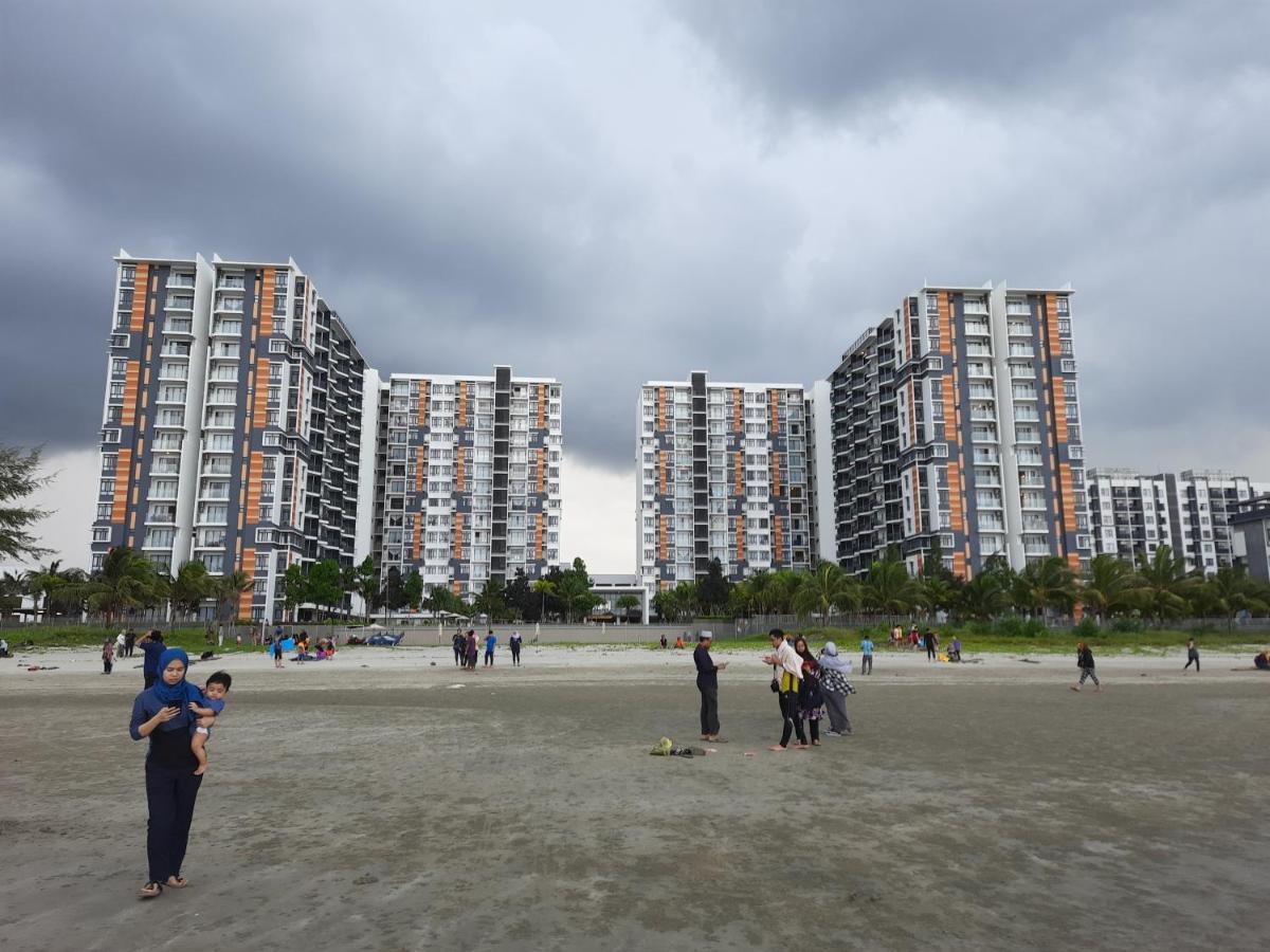 Hayfa Holiday Home @ Timur Bay Kampung Sungai Karang Zewnętrze zdjęcie